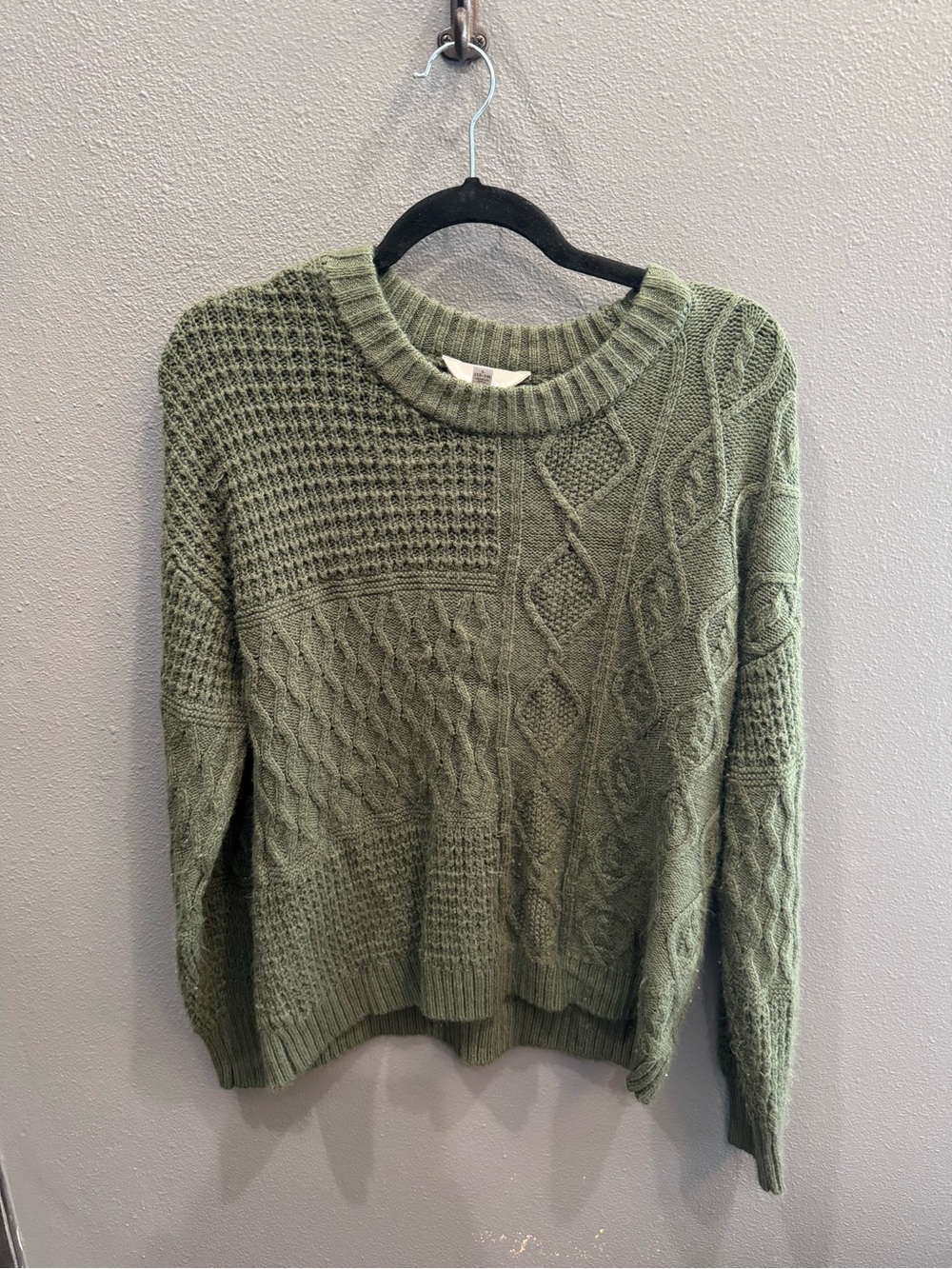 Time and Tru Olive Green Cable & Texture Crewneck Sweater